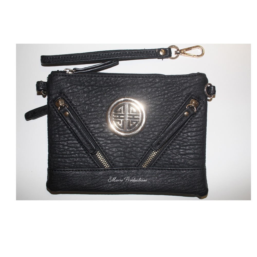 Black and Gold Cluch with Wrist Strap